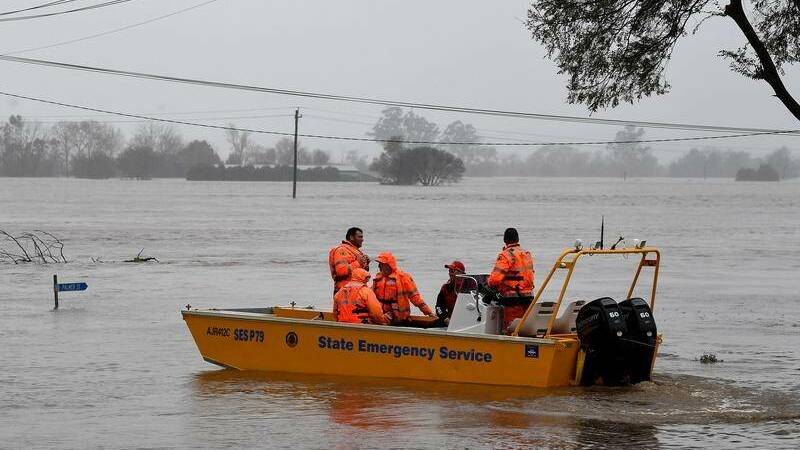 In 2022 the NSW State Emergency Service responded to more than 20,000 requests for flood assistance. (Bianca De Marchi/AAP PHOTOS)