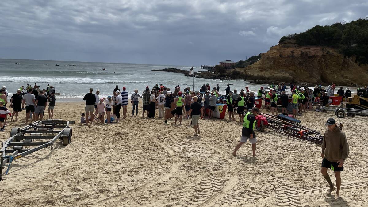 Crowds gathered on Tathra Beach to cheer in the boats and skis as they completed day five of the George Bass Marathon. Picture by Sam Armes. 