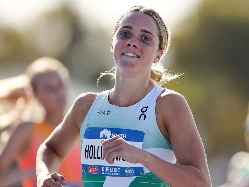 Claudia Hollingsworth has stormed home to win the 800m title at the national championships. (Matt Turner/AAP PHOTOS)