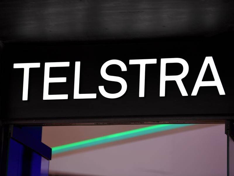 Telstra is cutting up to 2800 jobs in a plan to improve productivity and save $350 million. (Bianca De Marchi/AAP PHOTOS)