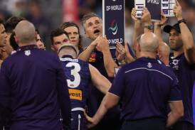Justin Longmuir and the Dockers are looking forward to the challenge of facing top side Sydney. (Richard Wainwright/AAP PHOTOS)